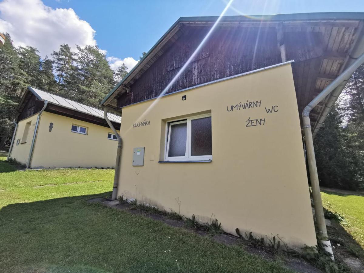 فندق Stare Mesto في  Cyklocamp Pod Landstejnem المظهر الخارجي الصورة