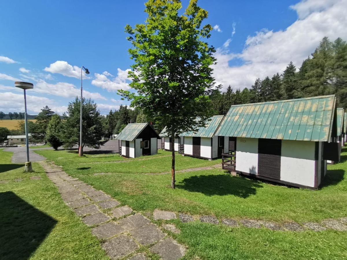 فندق Stare Mesto في  Cyklocamp Pod Landstejnem المظهر الخارجي الصورة
